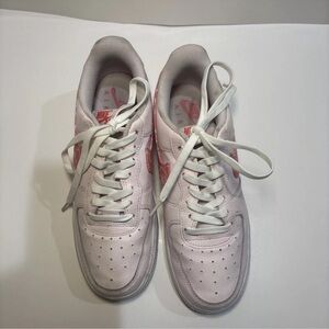 Size 8.5 - Nike Air Force 1 '07 Pink Paisley W